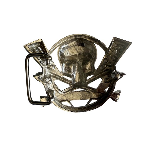 Rock Star Skull & Crossbones Belt Buckle With Rhinestones - Picture 3 of 4